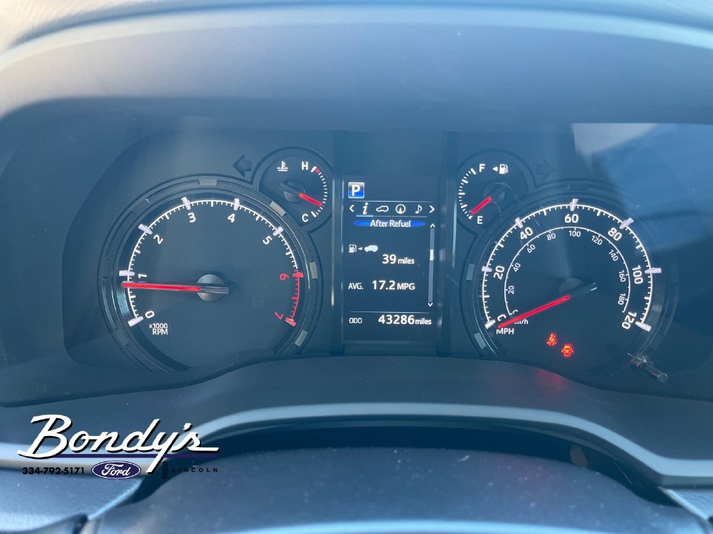 Used 2021 Toyota 4Runner SR5 Premium w/ Moonroof Package RWD image 4