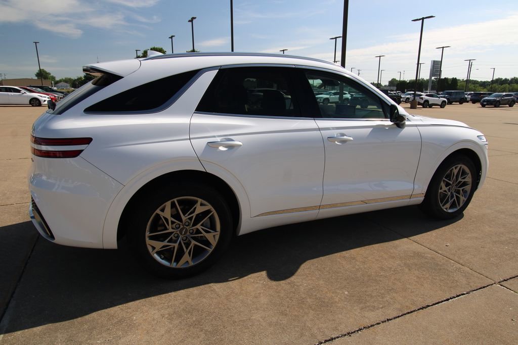 Used 2024 Genesis GV70 2.5T w/ Advanced Package AWD/4WD image 5