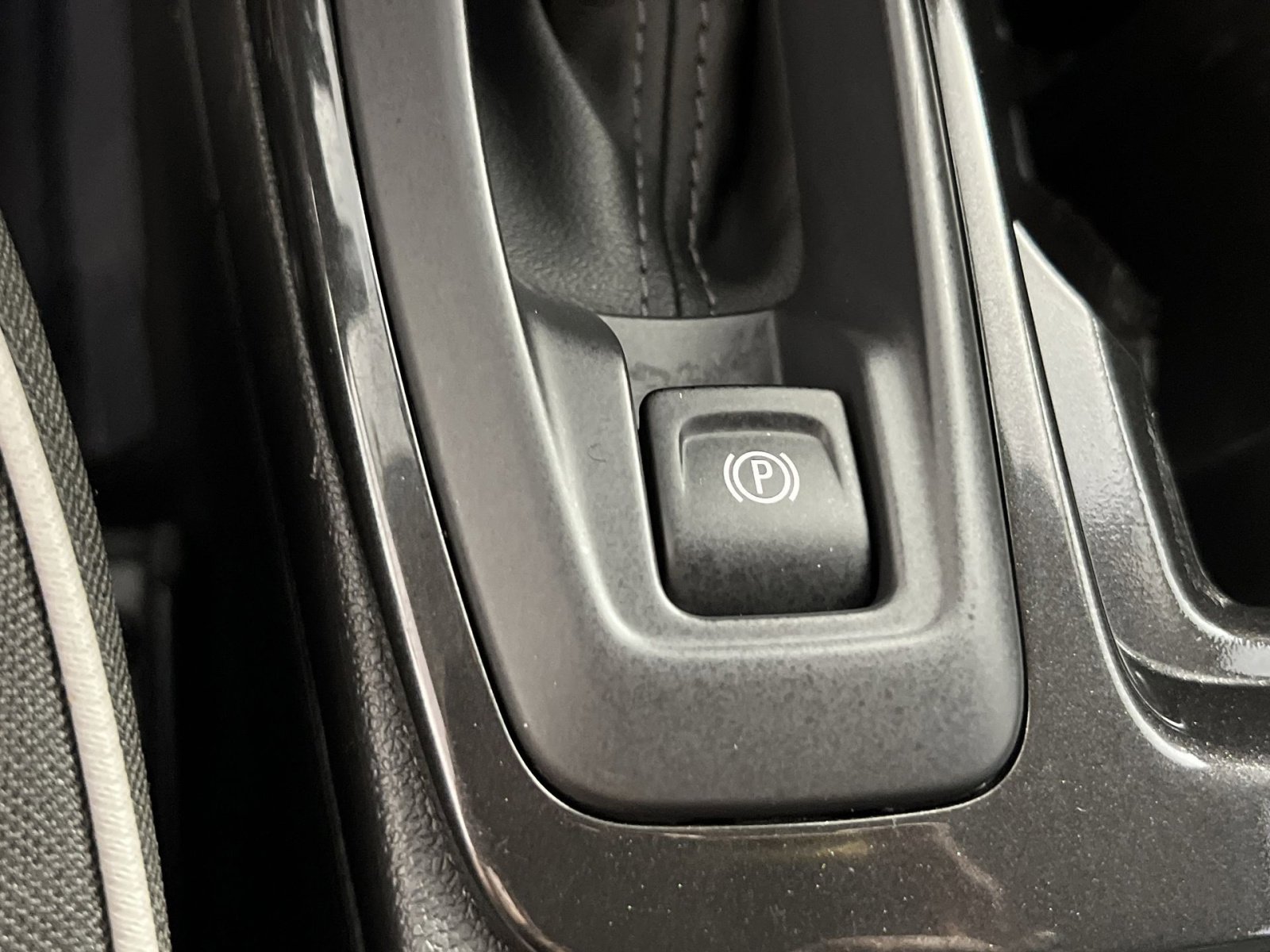 Used 2025 Chevrolet TrailBlazer LT AWD/4WD image 33