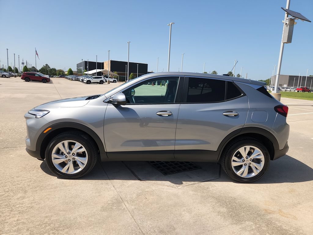 Used 2026 Buick Encore GX Preferred AWD/4WD image 8