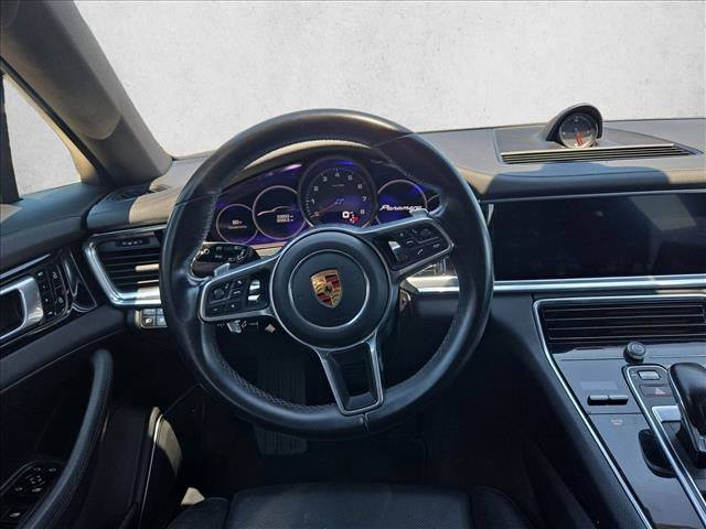 Used 2019 Porsche Panamera RWD image 19