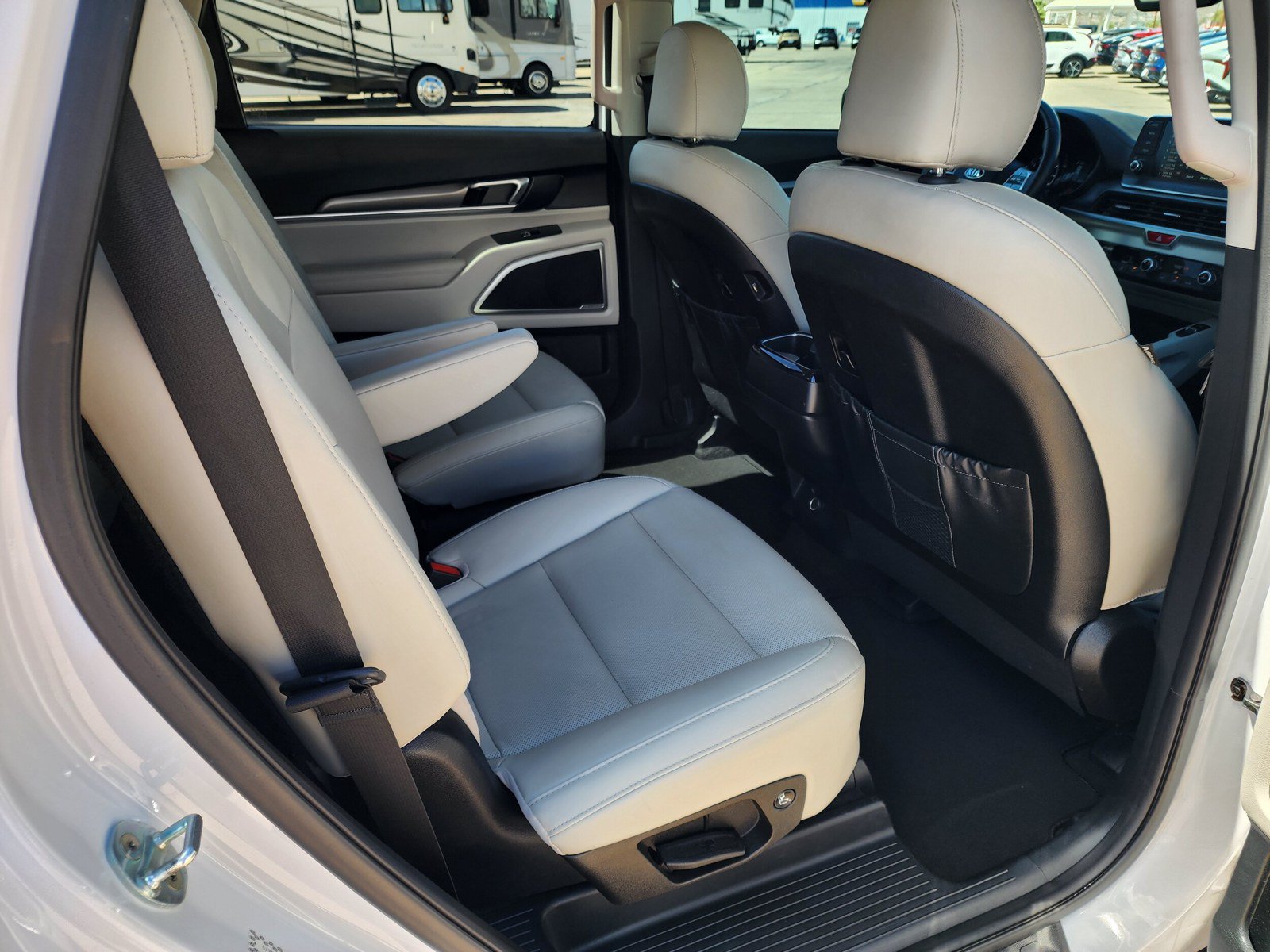 Used 2021 Kia Telluride S AWD/4WD image 14