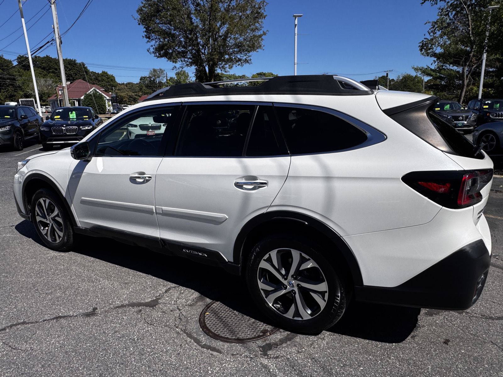 Used 2021 Subaru Outback Touring AWD/4WD image 5