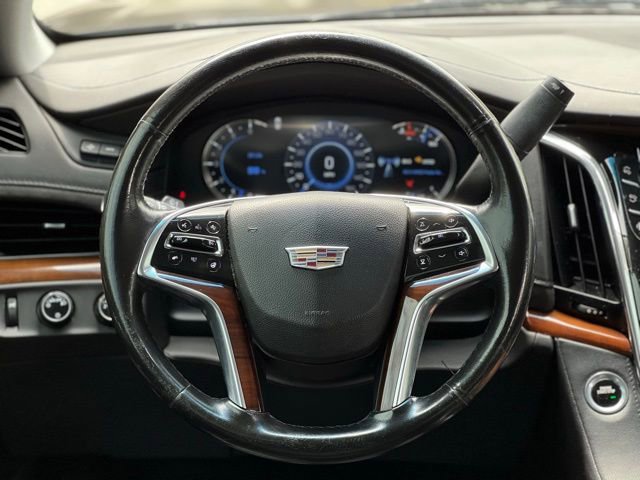 Used 2016 Cadillac Escalade Luxury AWD/4WD image 34