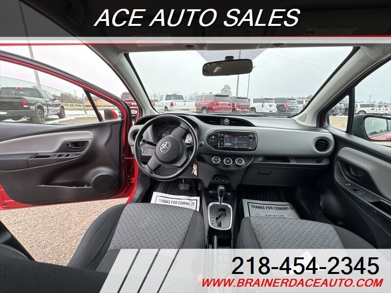 Used 2015 Toyota Yaris L FWD image 9