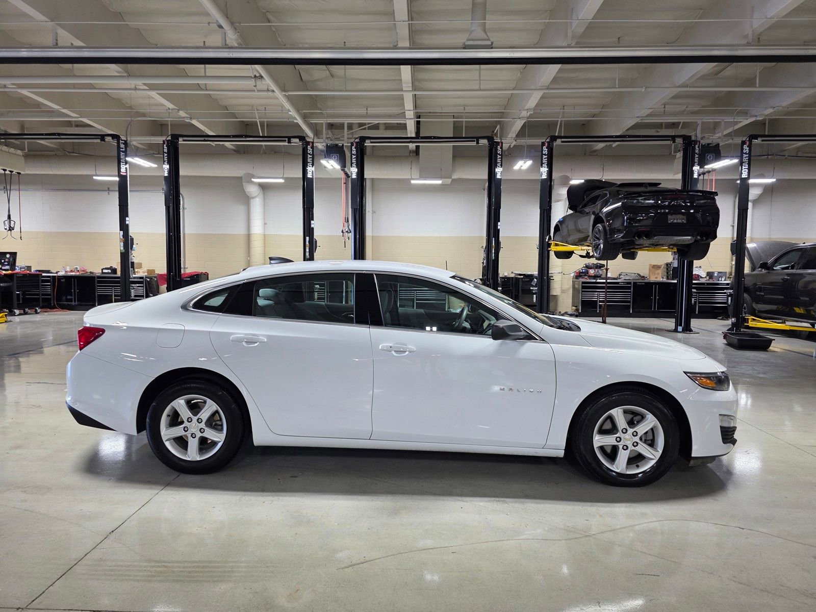 Used 2022 Chevrolet Malibu LS FWD image 8