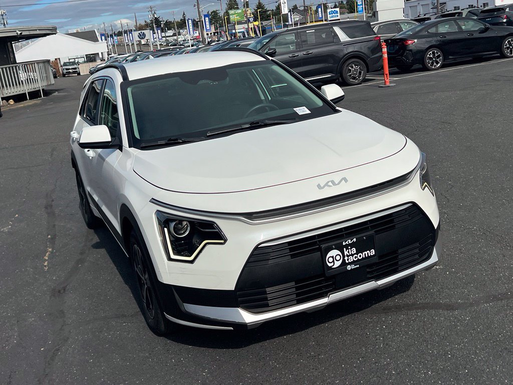 Certified 2024 Kia Niro EX w/ EX Cold Weather Package FWD image 3