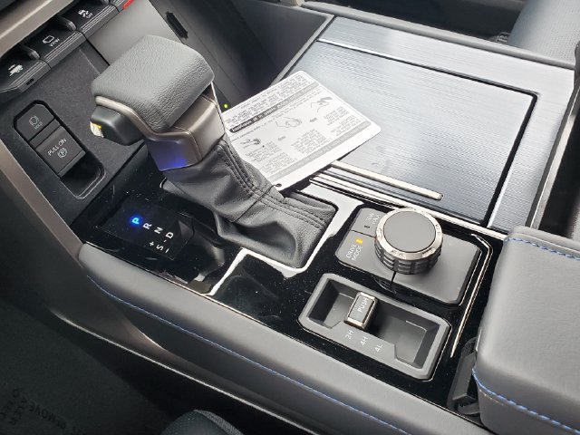 New 2026 Toyota Sequoia Platinum AWD/4WD image 35