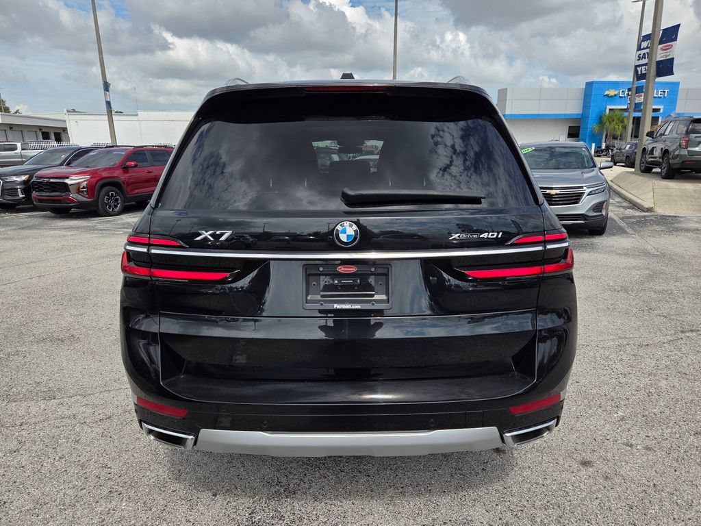 Used 2025 BMW X7 xDrive40i w/ Premium Package AWD/4WD image 15