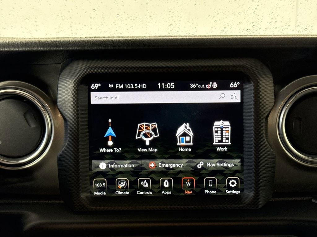 Used 2020 Jeep Wrangler Unlimited Sahara AWD/4WD image 20