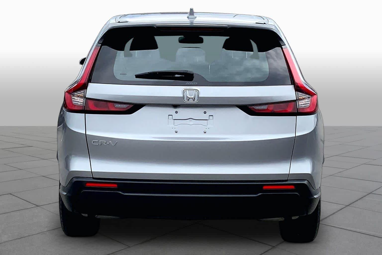 Used 2023 Honda CR-V LX image 5