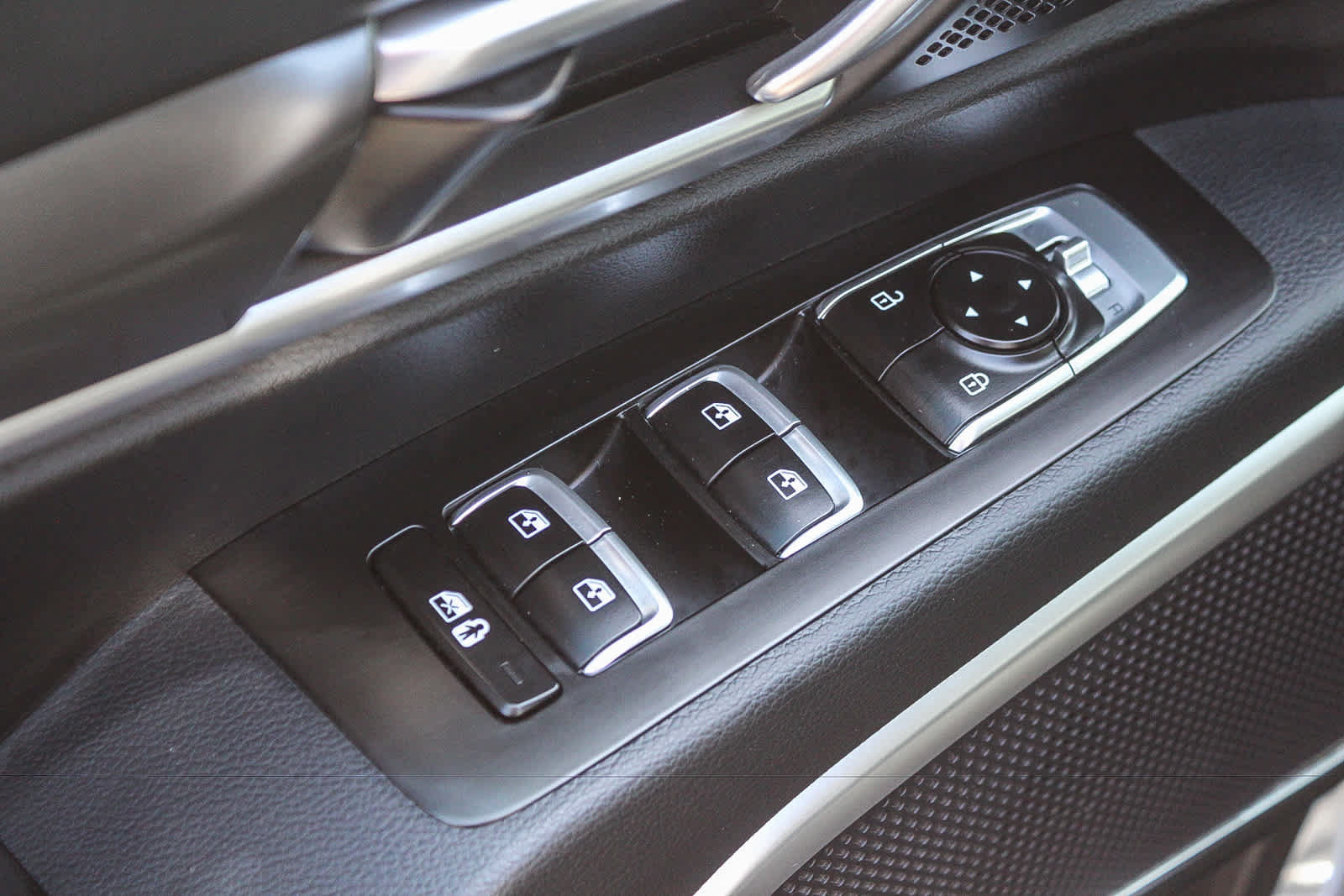 Used 2024 Kia Telluride S w/ S Sunroof Package FWD image 26