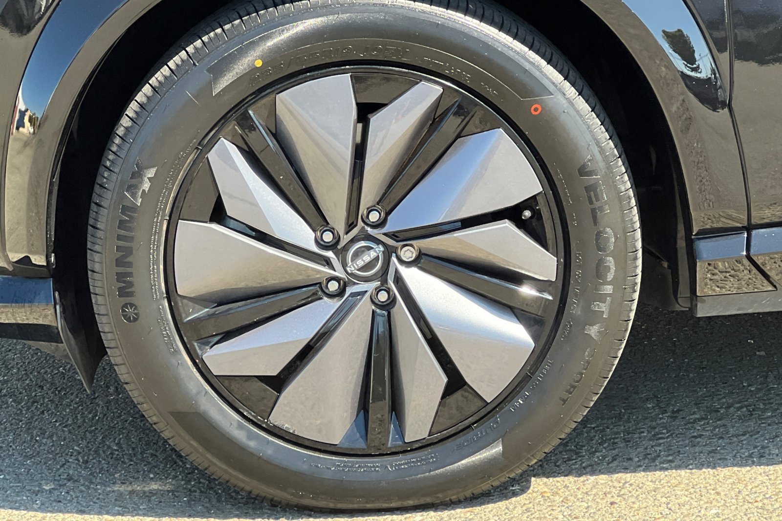 Certified 2023 Nissan Ariya FWD image 33