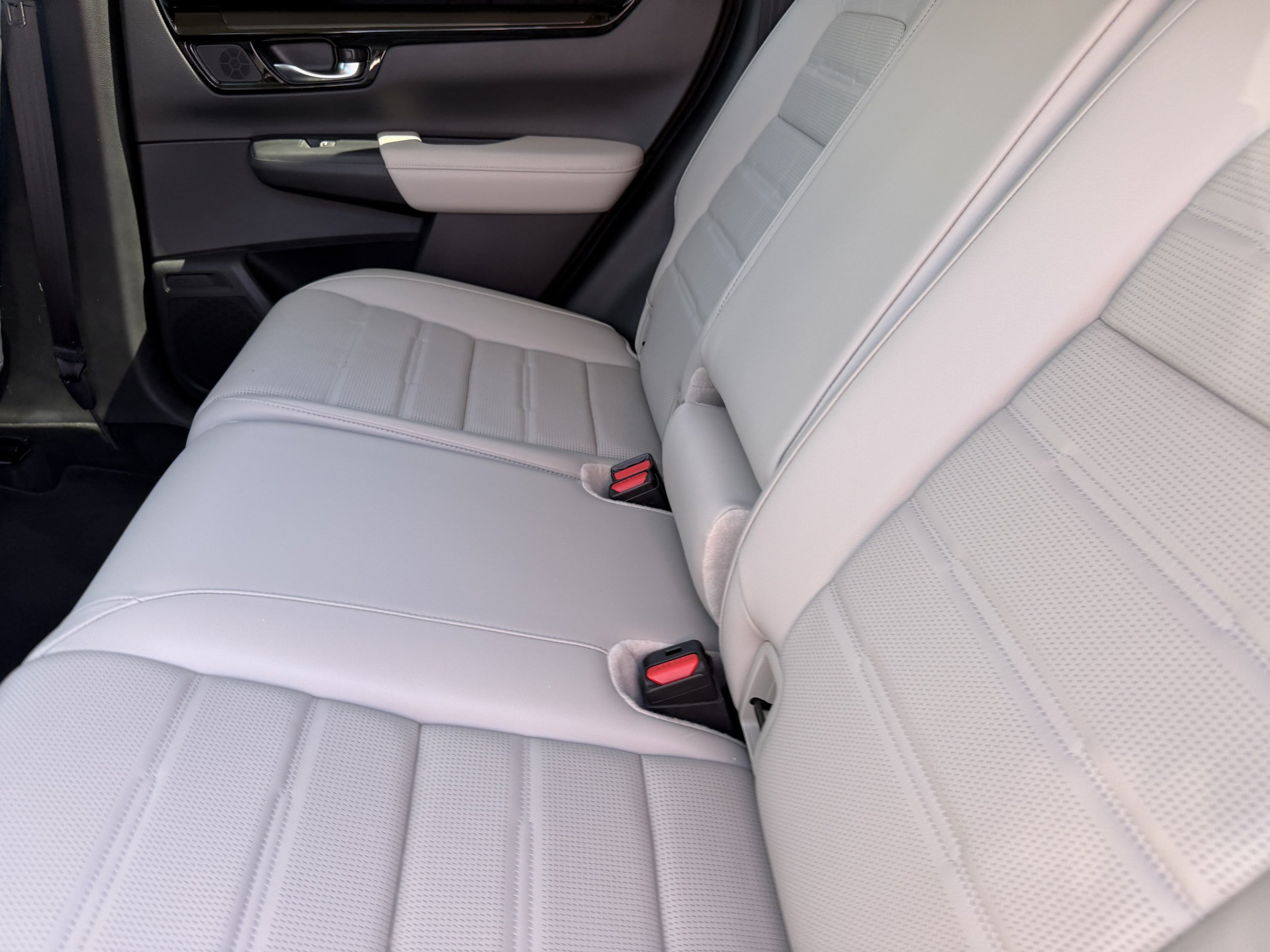 New 2026 Cadillac Optiq Luxury 1 RWD image 14