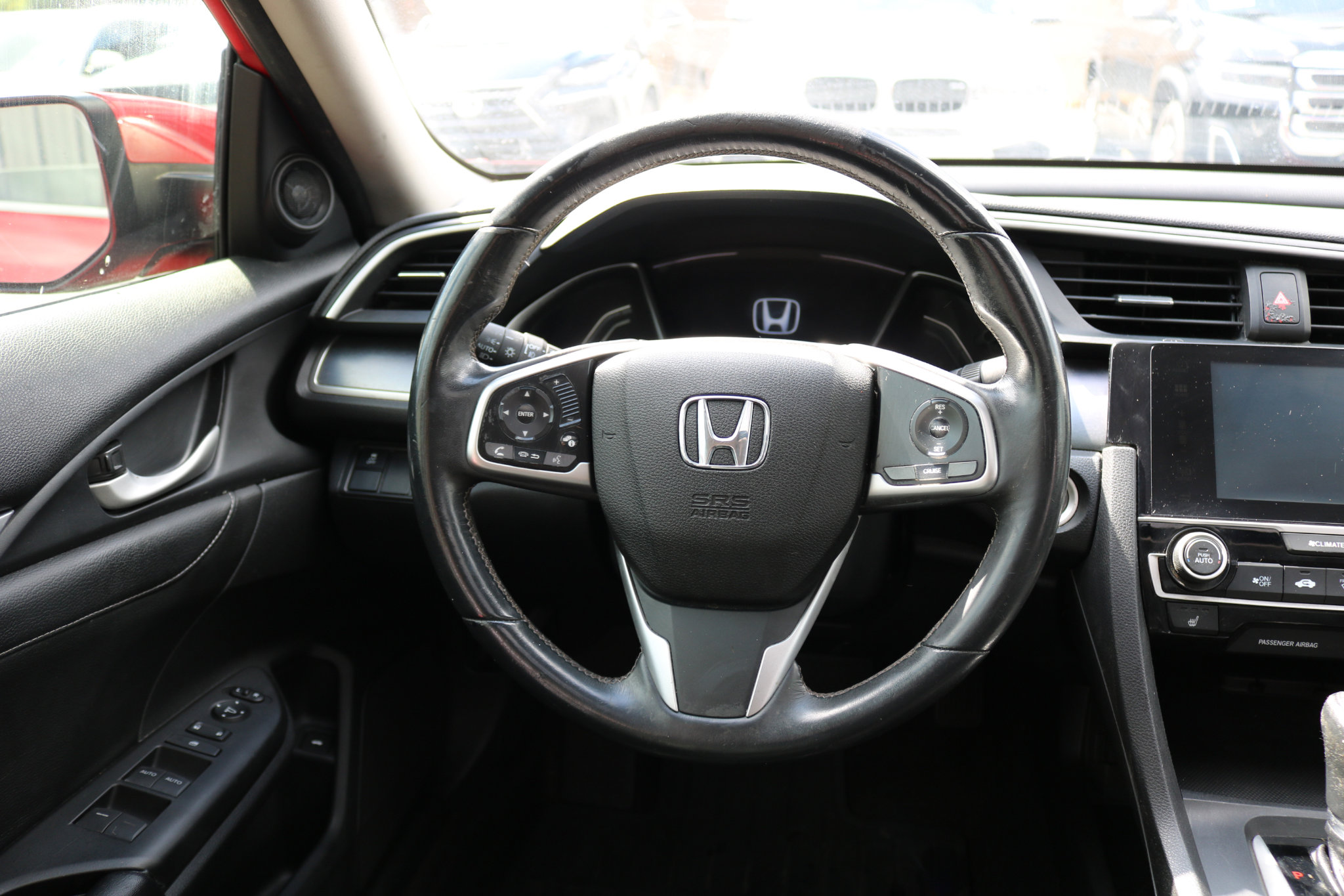 Used 2018 Honda Civic EX-L image 25