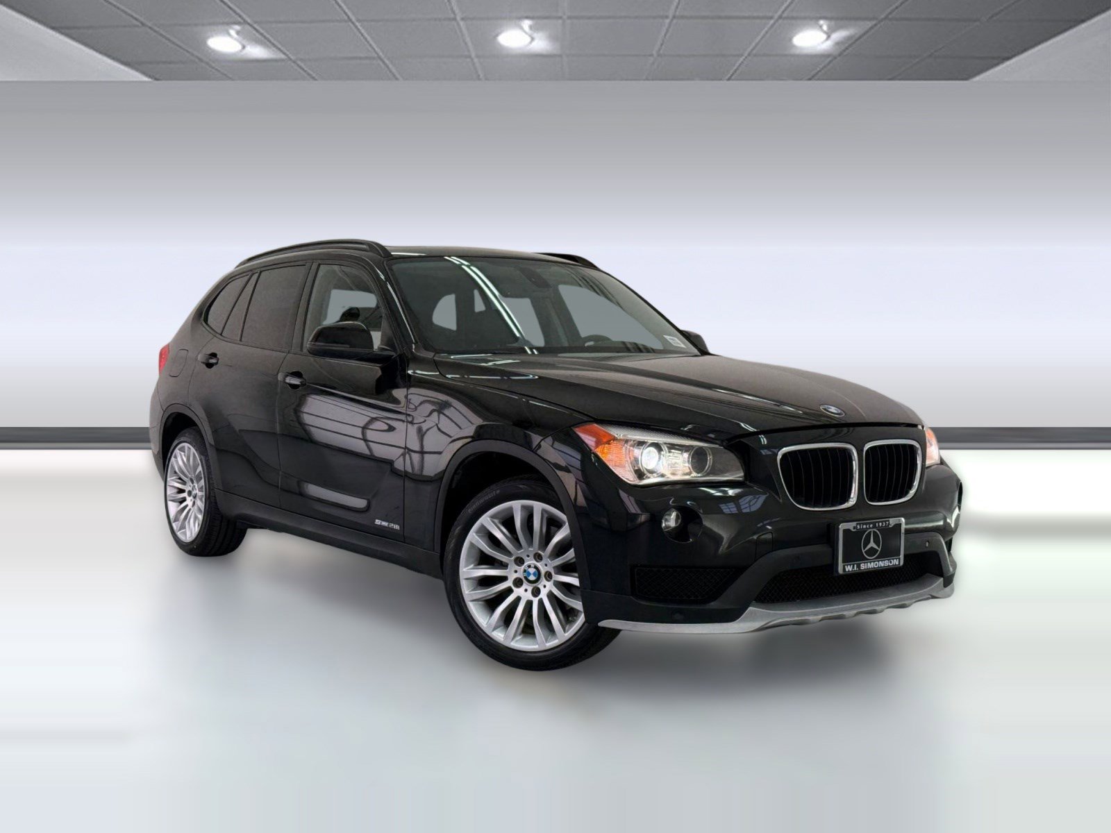 Used 2015 BMW X1 sDrive28i image 6