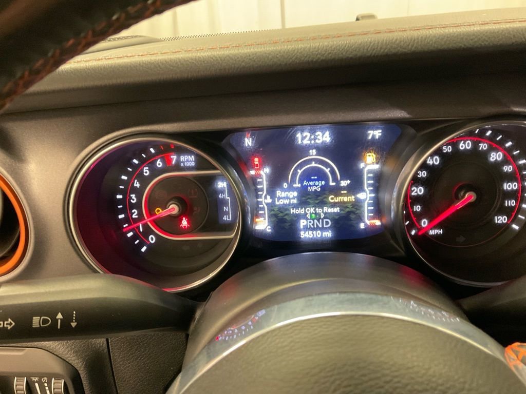 Used 2020 Jeep Gladiator Mojave w/ Dual Top Group AWD/4WD video 2