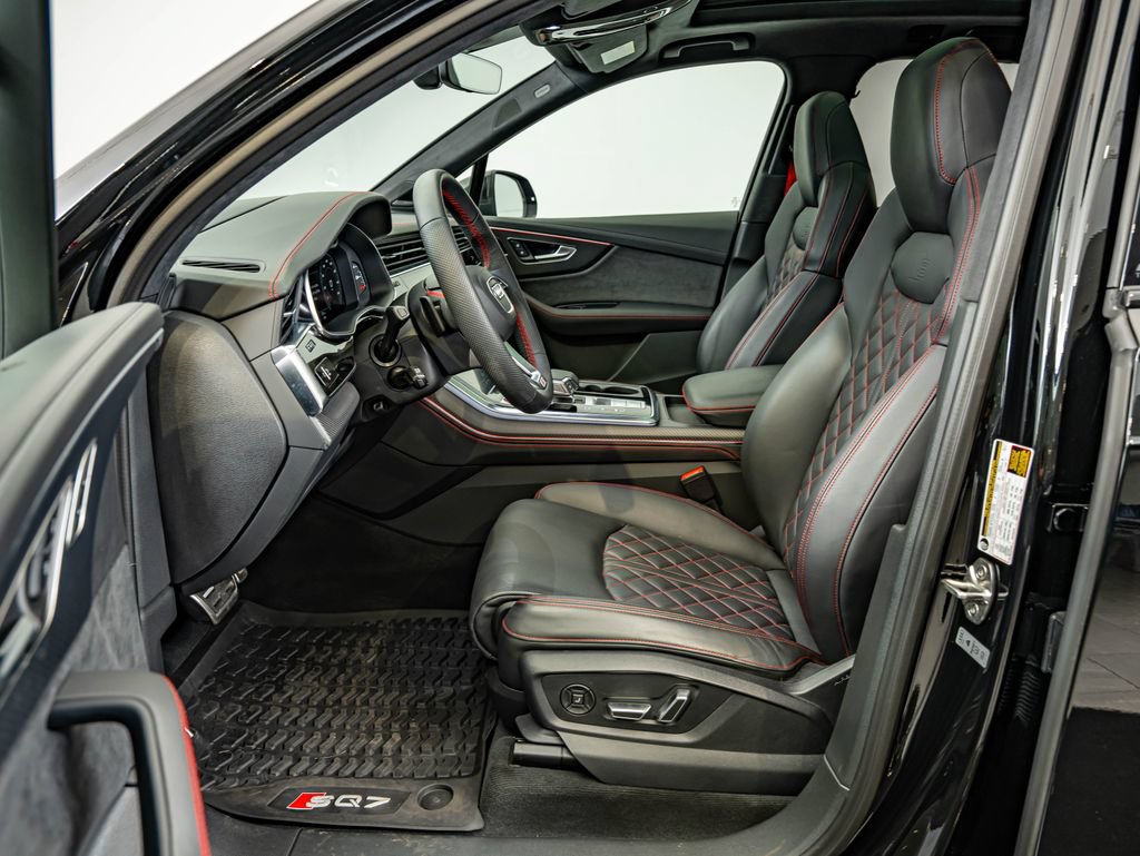 Used 2025 Audi SQ7 Prestige AWD/4WD image 36