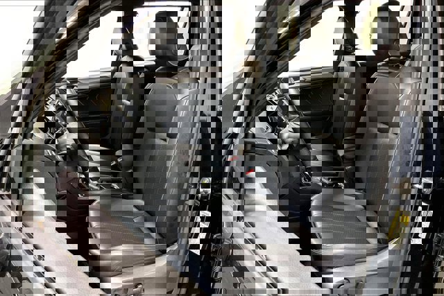 Used 2024 Volkswagen Tiguan SE R-Line w/ MDO Package, Three-Row image 25