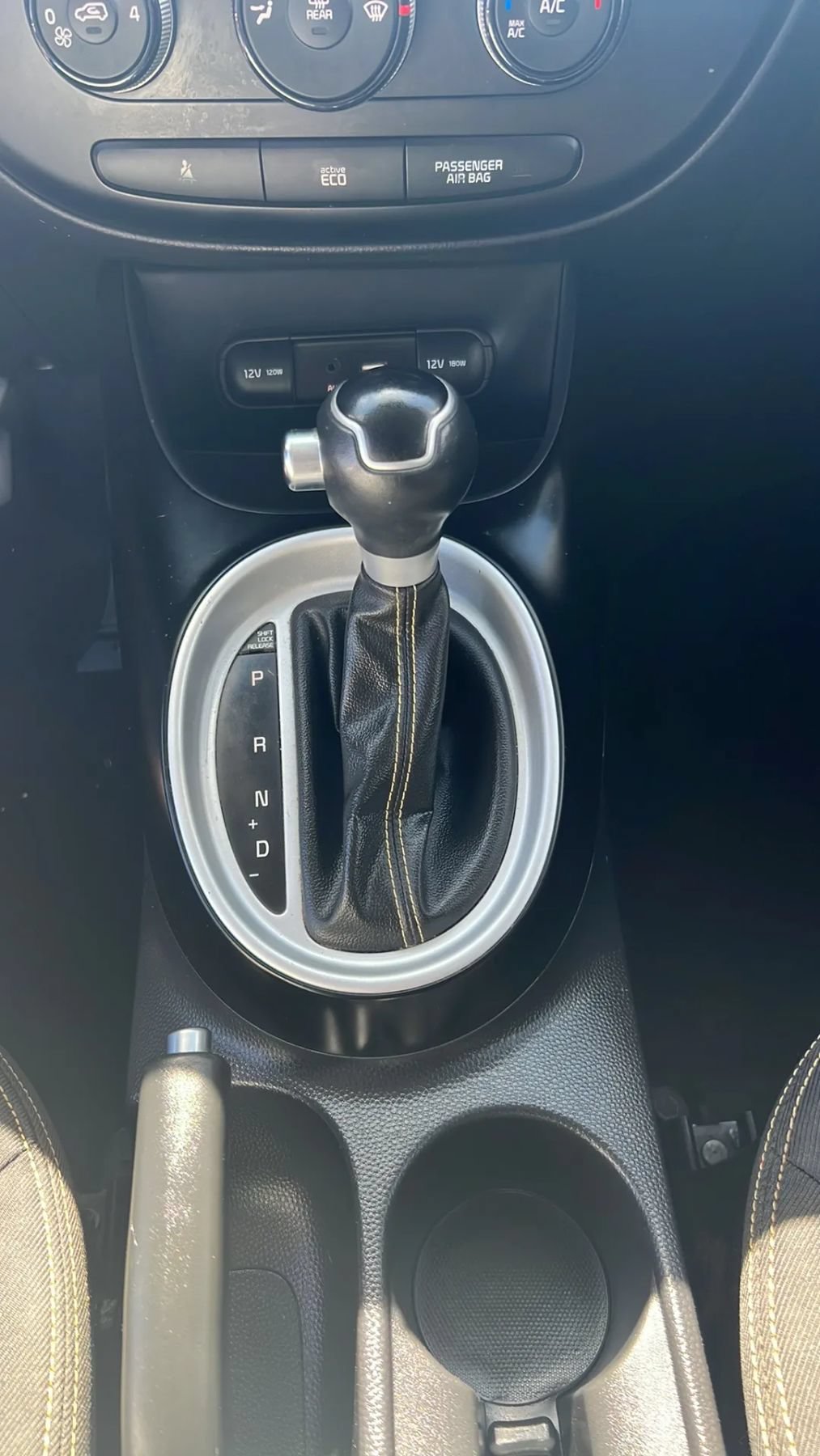 Used 2016 Kia Soul + FWD image 18