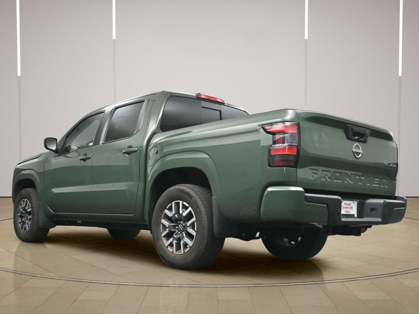 Certified 2024 Nissan Frontier SL w/ Technology Package AWD/4WD image 30