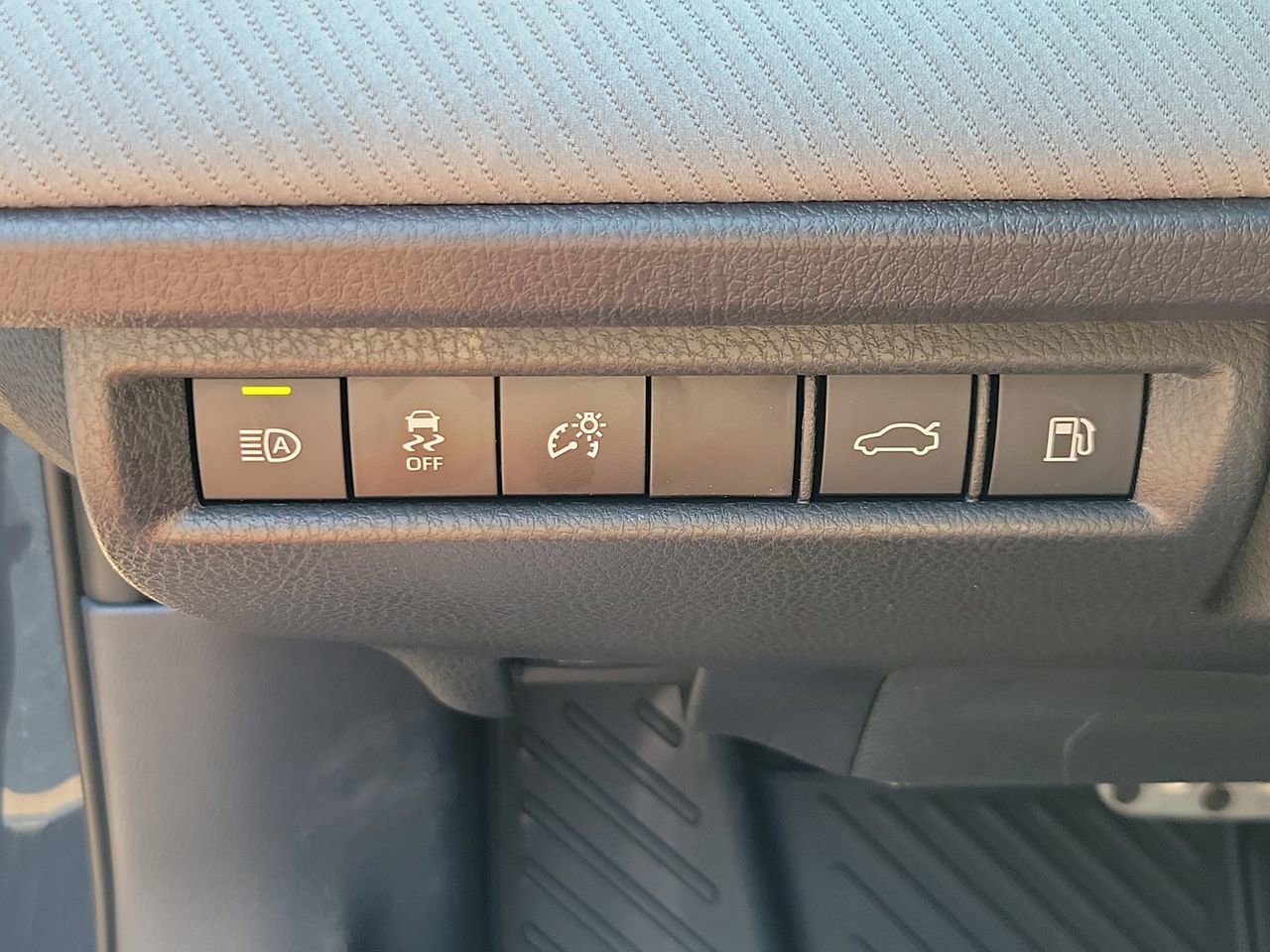 New 2026 Toyota Camry SE image 31