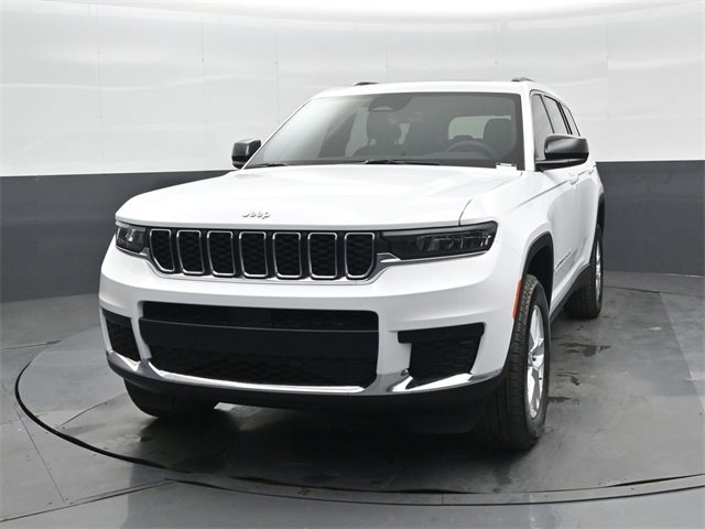 New 2025 Jeep Grand Cherokee L Laredo image 8