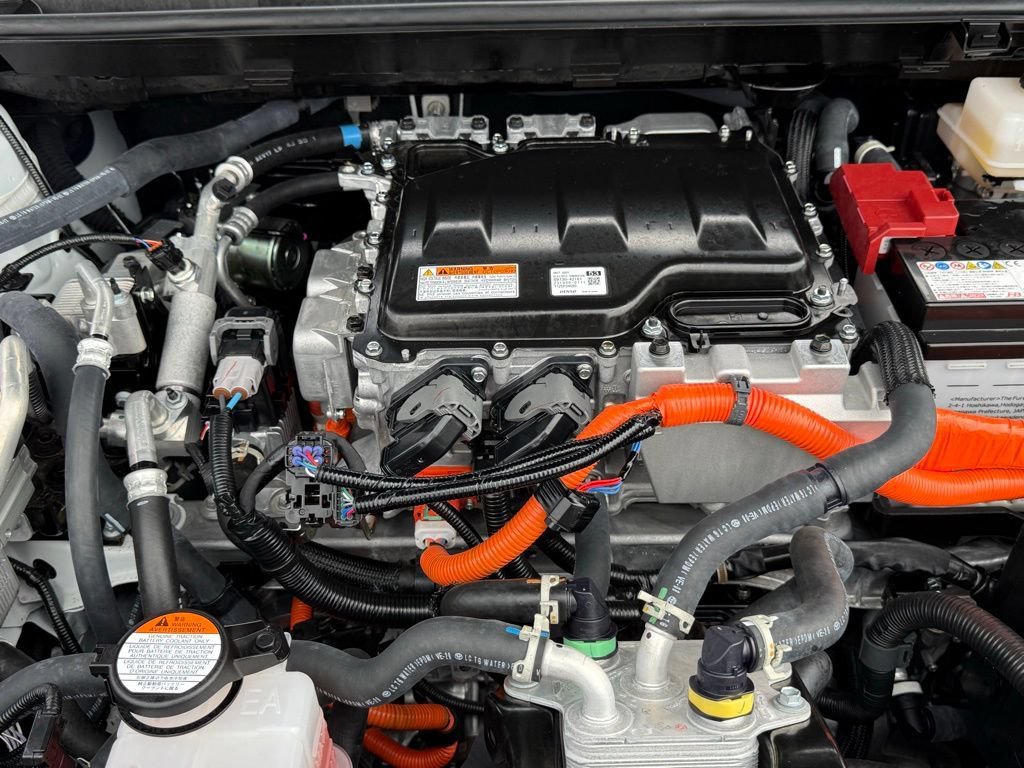 Certified 2025 Toyota bZ4X FWD image 34
