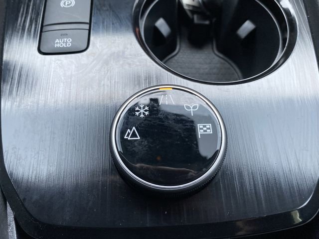 Used 2025 Nissan Rogue SL w/ SL Premium Package image 24