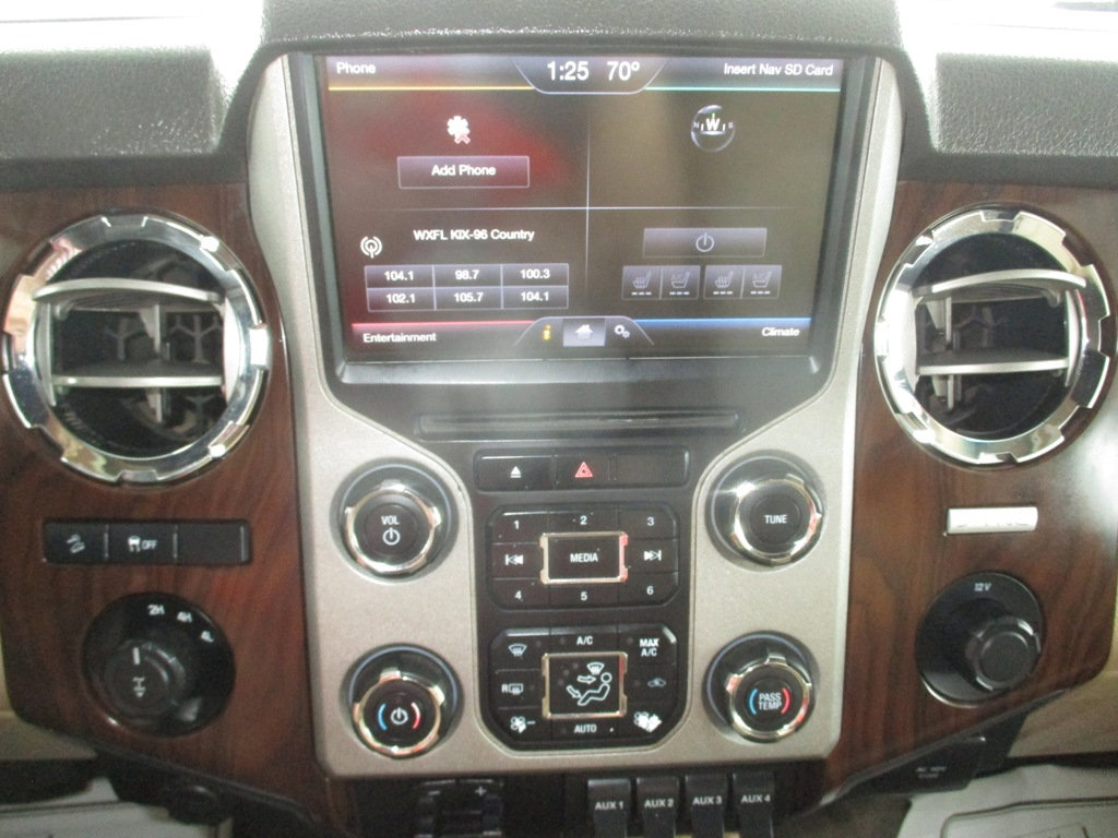 Used 2015 Ford F250 Lariat w/ Lariat Ultimate Package image 19