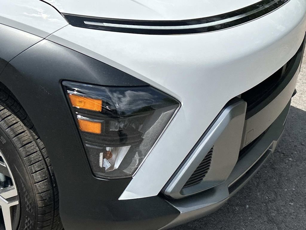 New 2026 Hyundai Kona SEL Premium FWD image 10