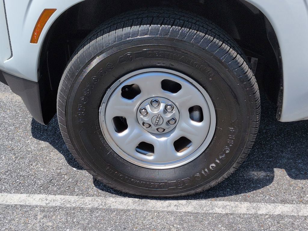 Used 2022 Nissan Frontier S RWD image 12