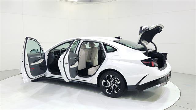 Used 2025 Hyundai Sonata SEL image 31
