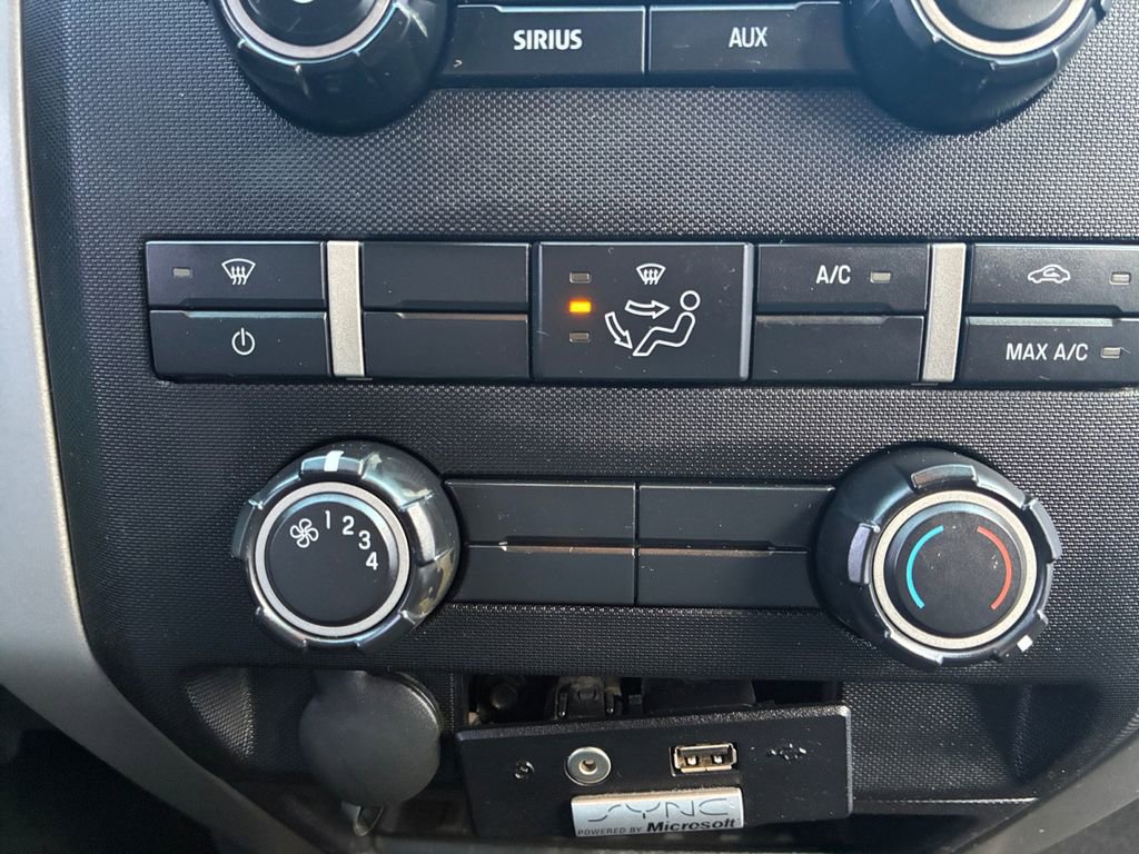 Used 2014 Ford F150 XLT w/ Trailer Tow Package image 4