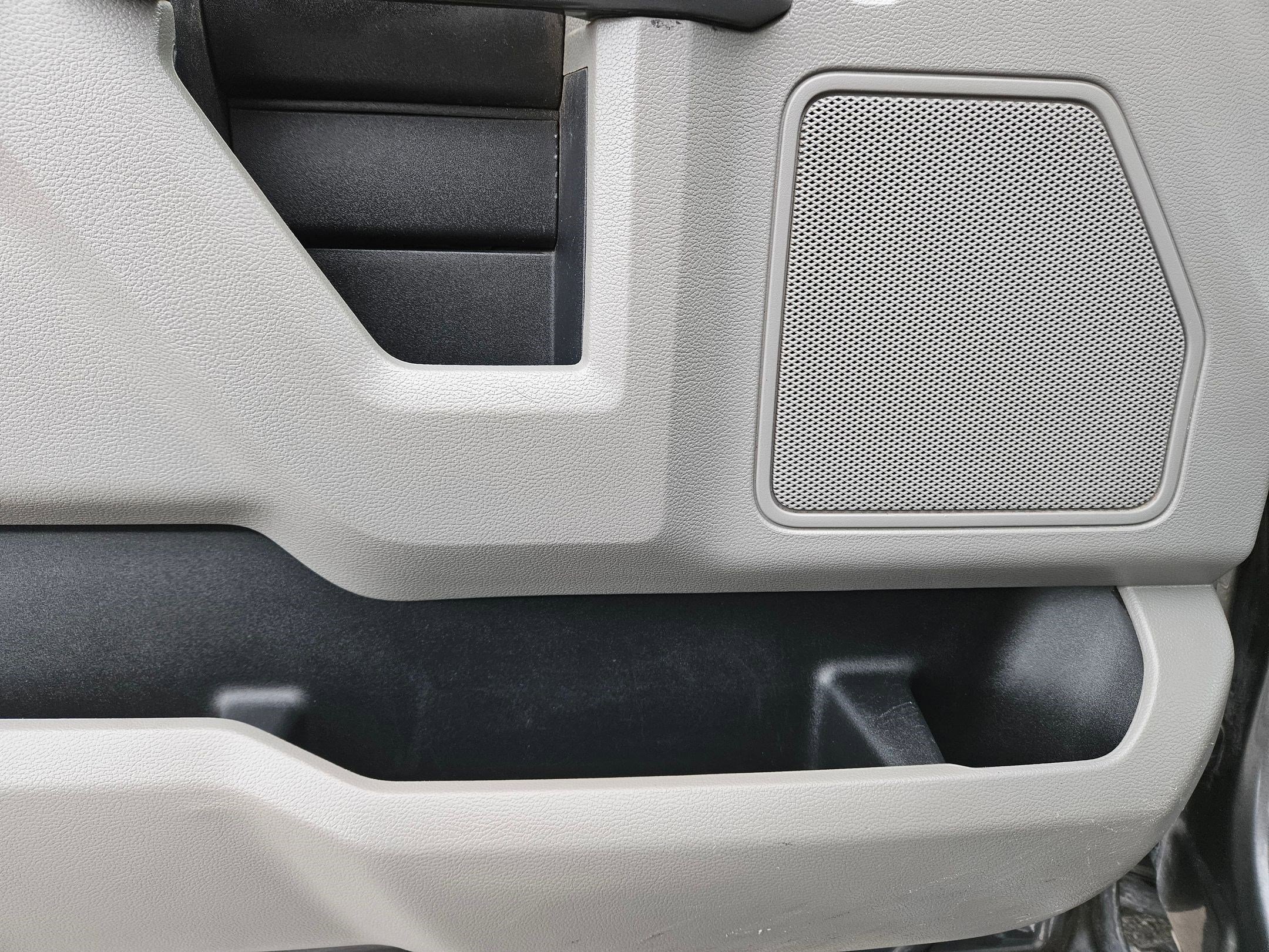 Used 2017 Ford F150 XLT image 16