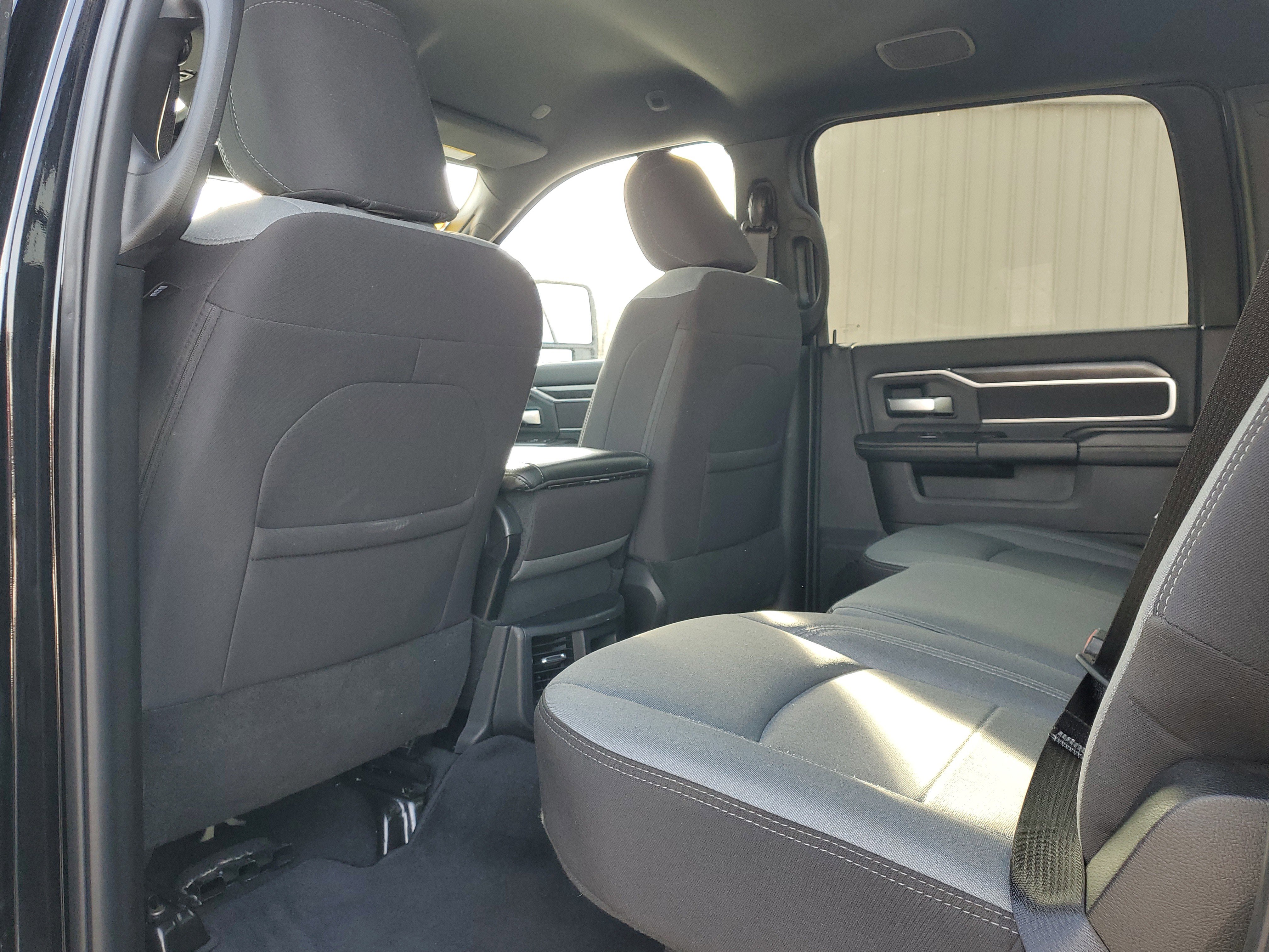 Used 2024 RAM 2500 Big Horn w/ Bed Utility Group image 21