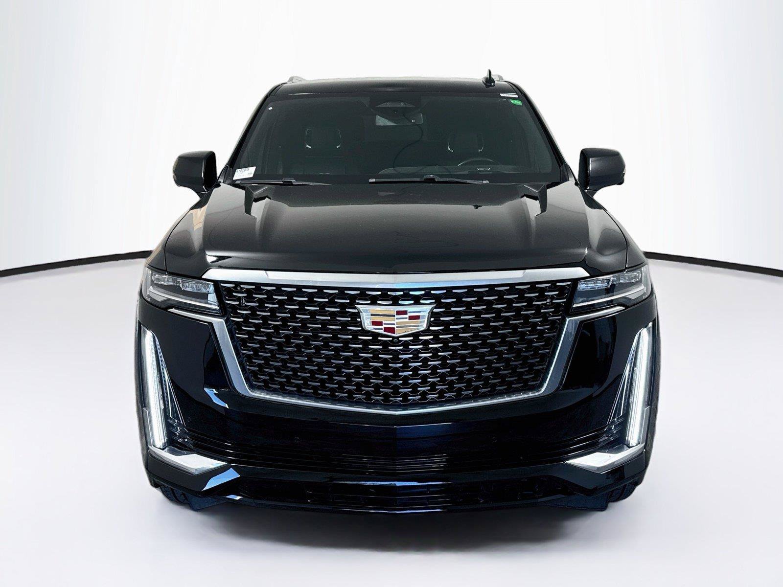 Used 2023 Cadillac Escalade Luxury RWD image 9