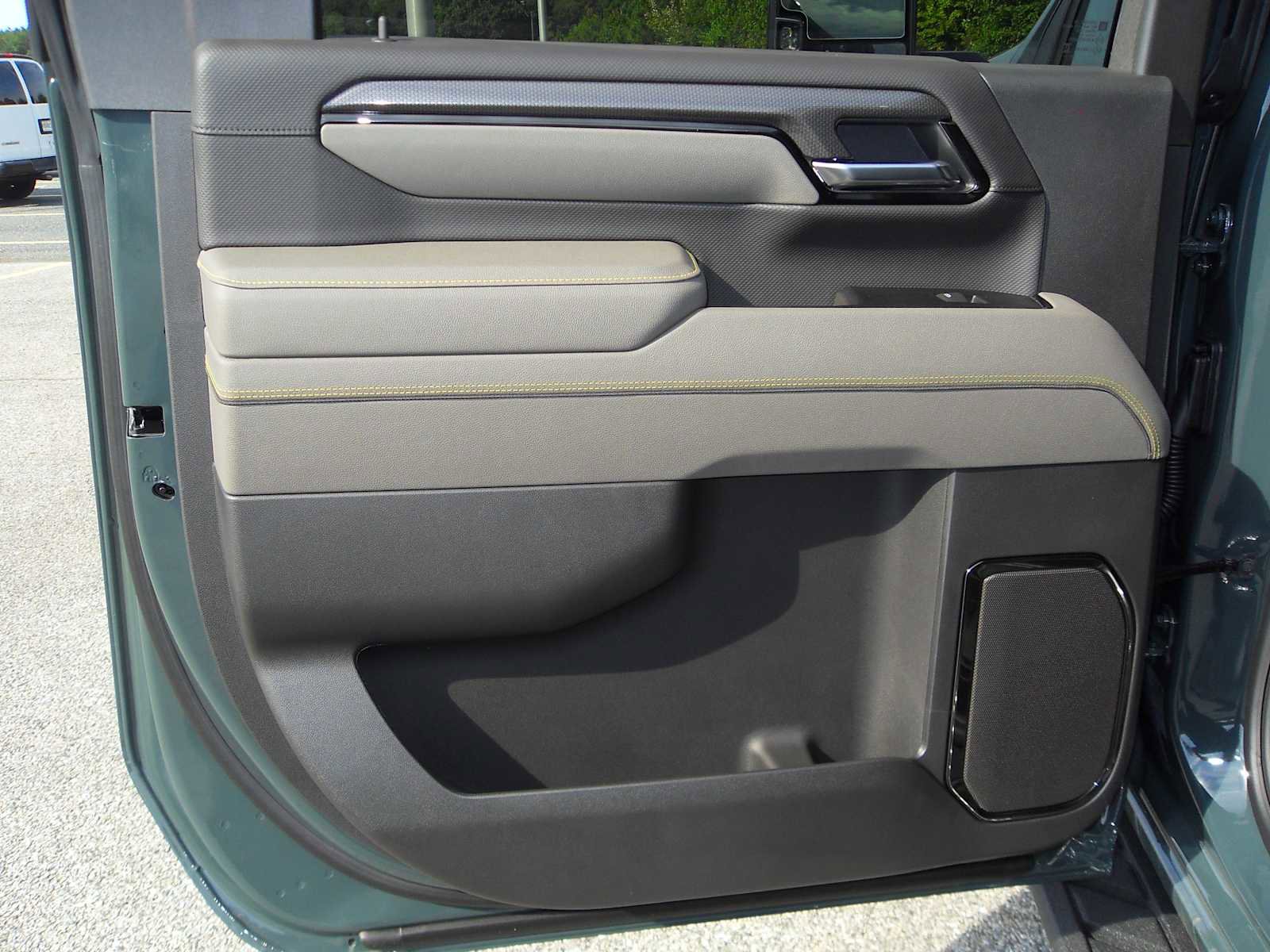 New 2026 Chevrolet Silverado 2500 ZR2 image 22