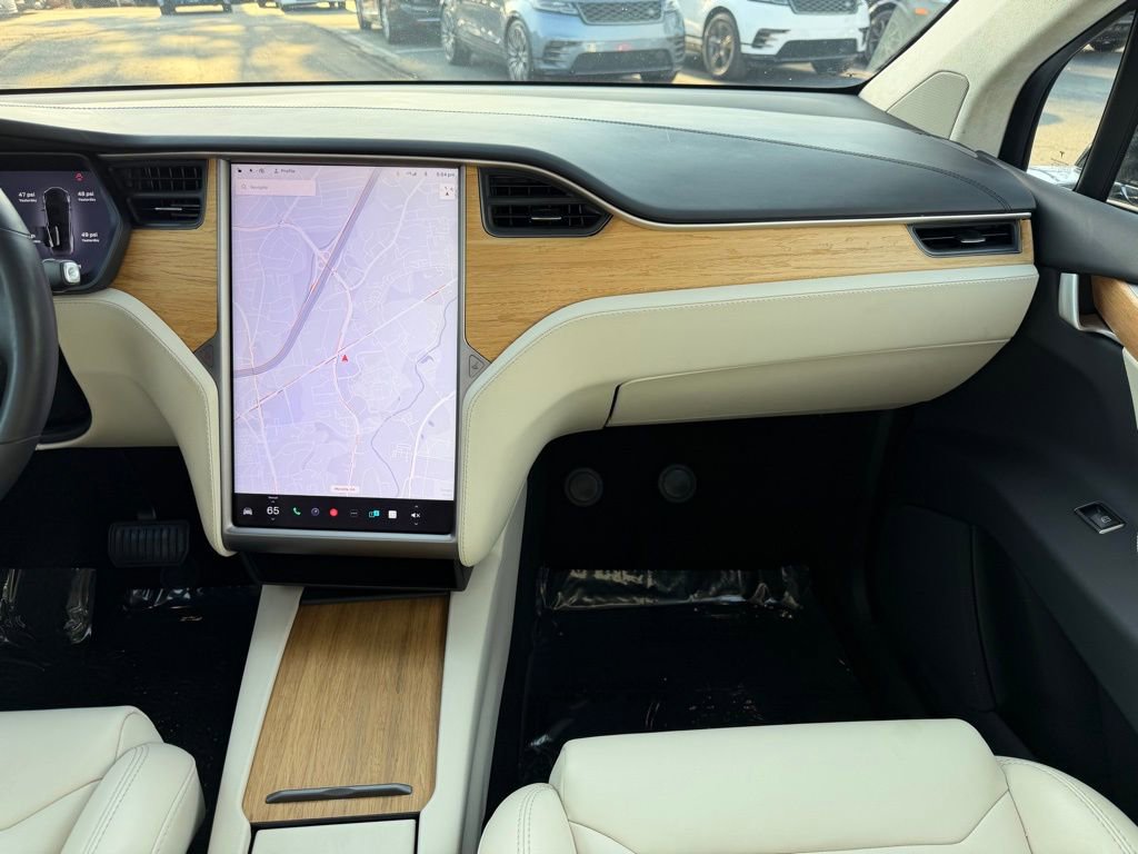Used 2019 Tesla Model X 75D image 27