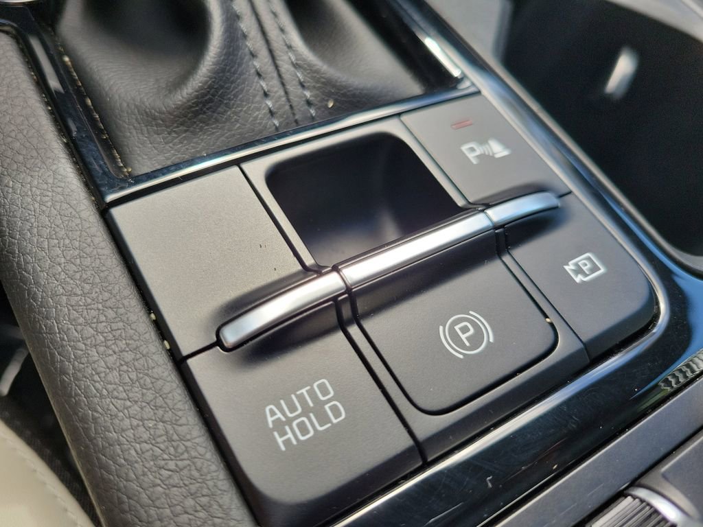 Used 2025 Kia K5 GT-Line image 36
