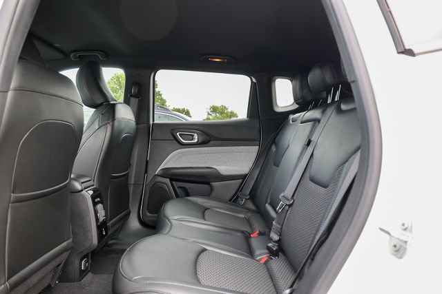 Used 2023 Jeep Compass Latitude w/ Convenience Group AWD/4WD image 42