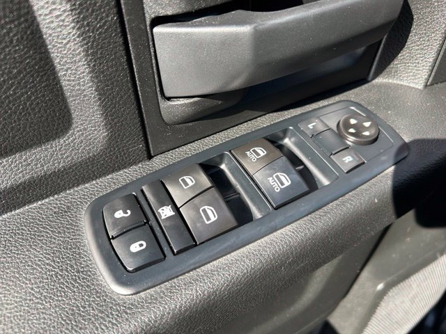 Used 2018 RAM 3500 Tradesman w/ Chrome Appearance Group AWD/4WD image 28