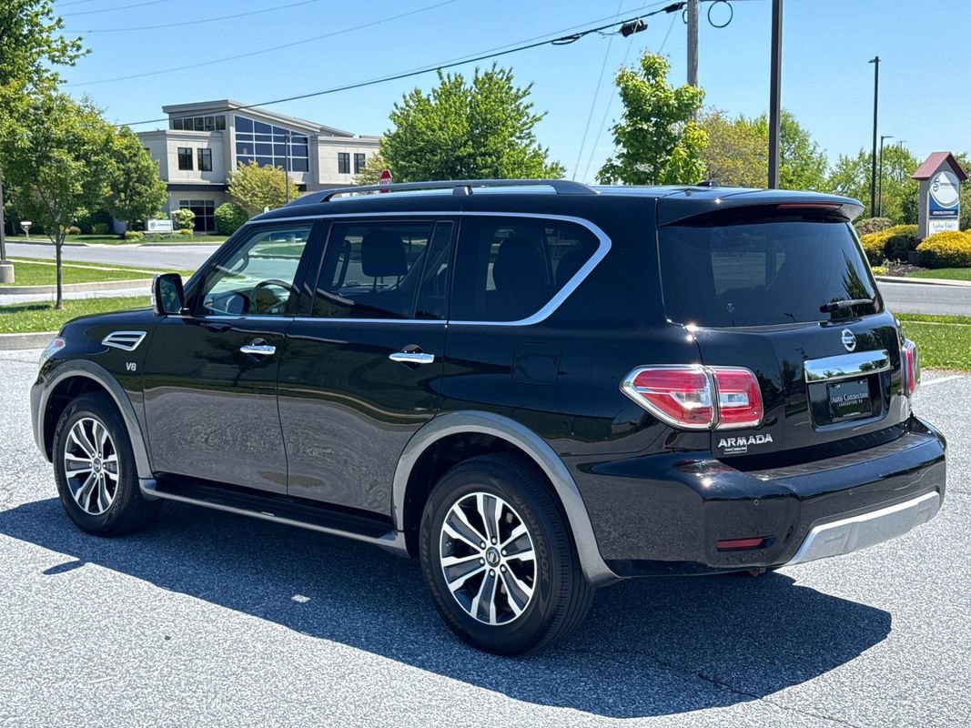 Used 2017 Nissan Armada SL w/ Interior Lighting Package AWD/4WD image 6