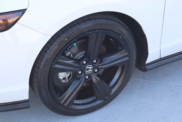 Used 2025 Honda Accord Sport image 3