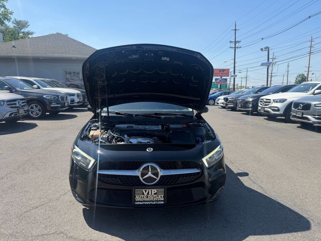 Used 2019 Mercedes-Benz A 220 image 32