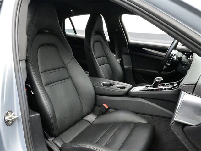 Used 2019 Porsche Panamera 4 image 17