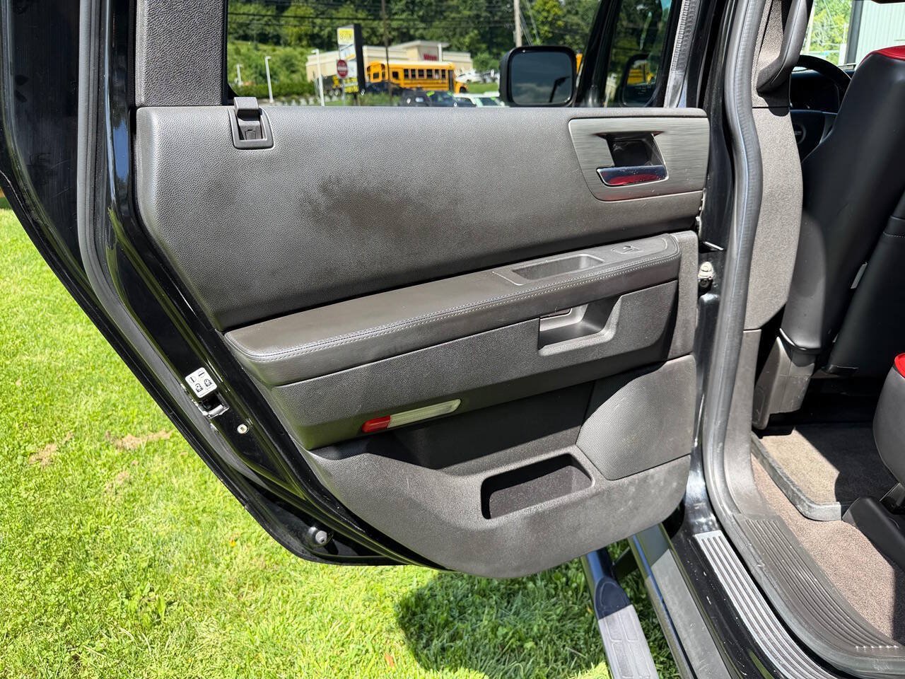 Used 2009 HUMMER H2 Luxury AWD/4WD image 17