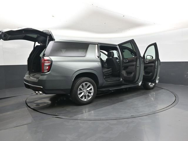 Used 2023 Chevrolet Suburban Premier AWD/4WD image 49