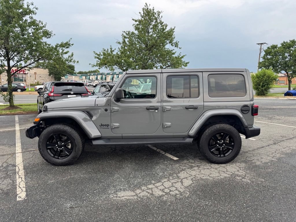 Used 2021 Jeep Wrangler Unlimited Sahara AWD/4WD image 3