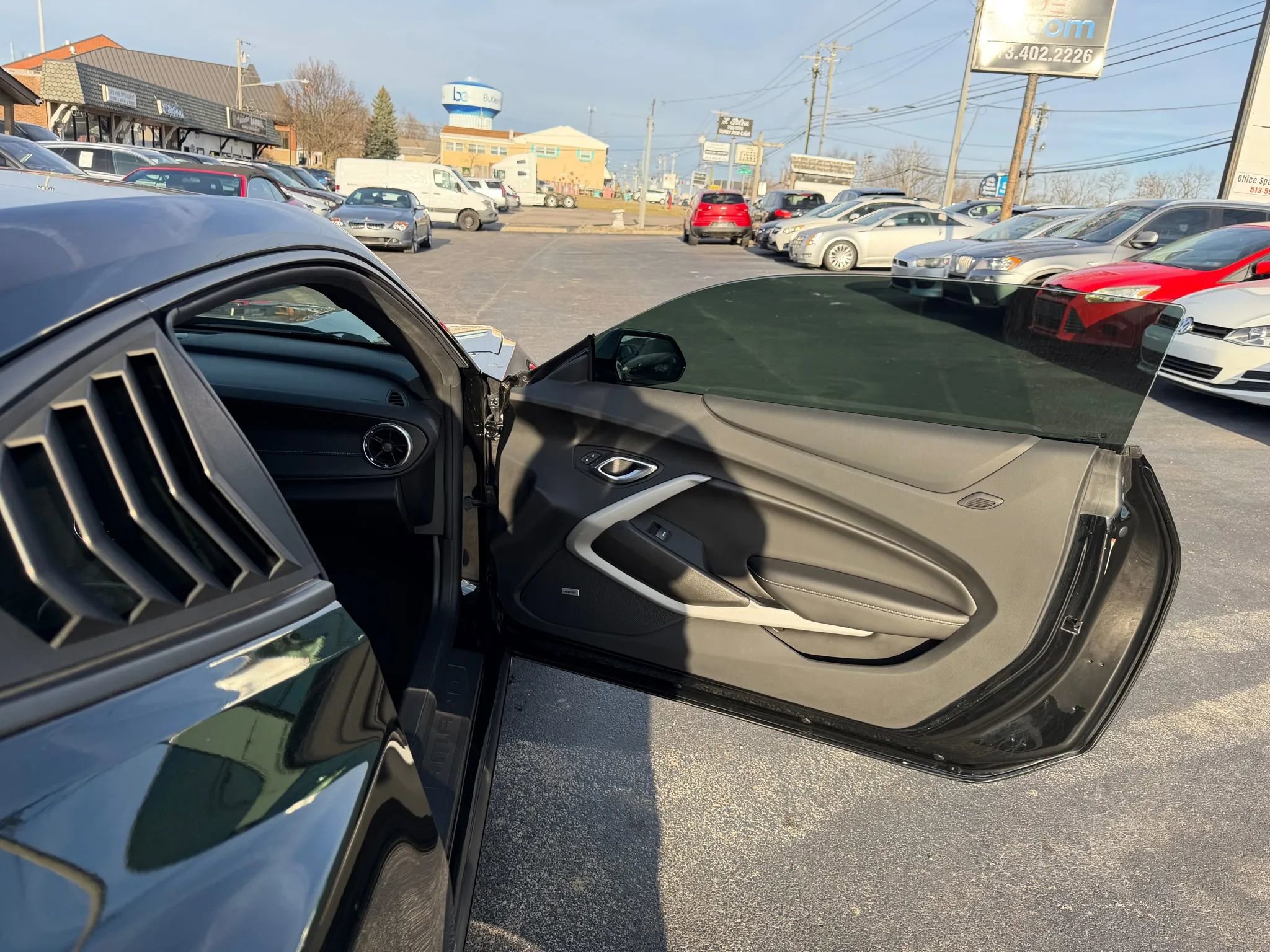 Used 2021 Chevrolet Camaro LT w/ RS Package image 33
